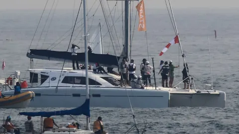 英超星光熠熠：第15轮风云人物，B费、谢尔基、福登、西蒙斯领跑最佳球员角逐！